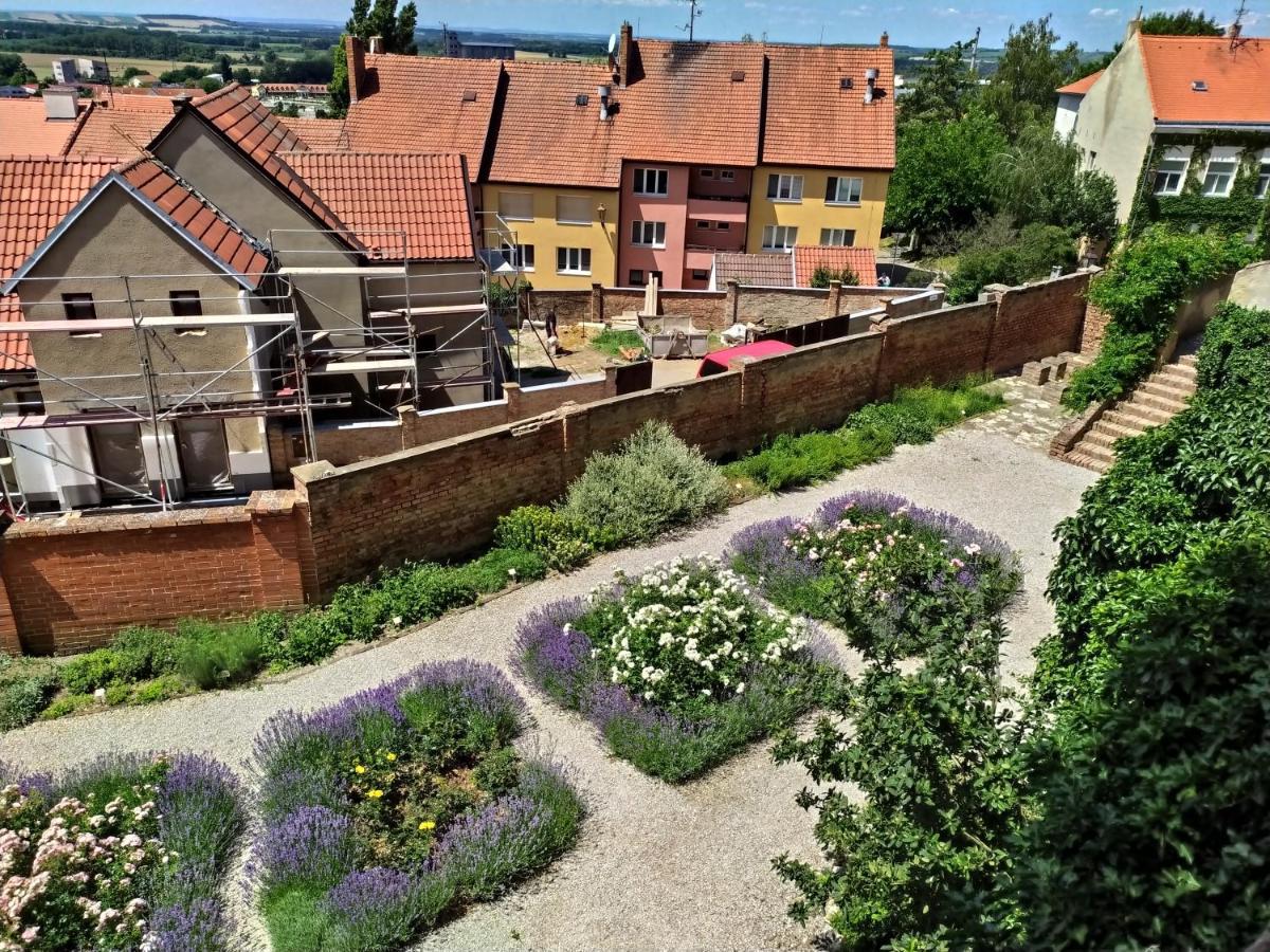 Apartmán Jan Břeclav Exterior foto
